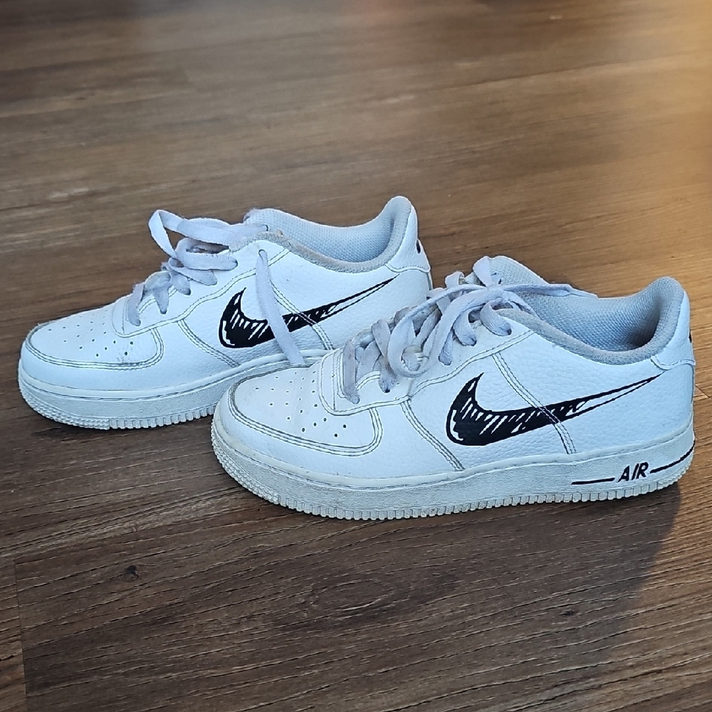 Nike Air Force 1